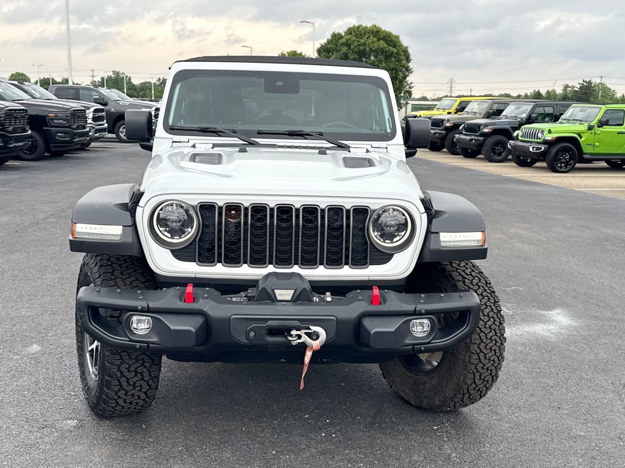 Certified 2024 Jeep Wrangler Unlimited Rubicon w/ Capability Package image 9