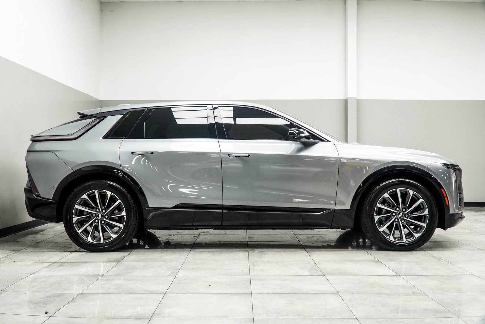 Used 2024 Cadillac Lyriq Sport w/ LPO, Floor Liner Package image 6