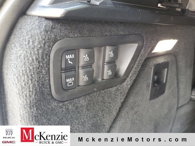 Used 2021 BMW X7 xDrive40i w/ M Sport Package AWD/4WD image 34