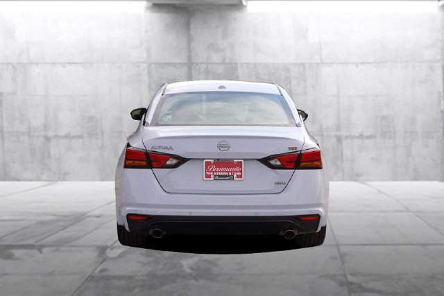 Certified 2025 Nissan Altima 2.5 SR w/ SR Premium Package AWD/4WD image 6