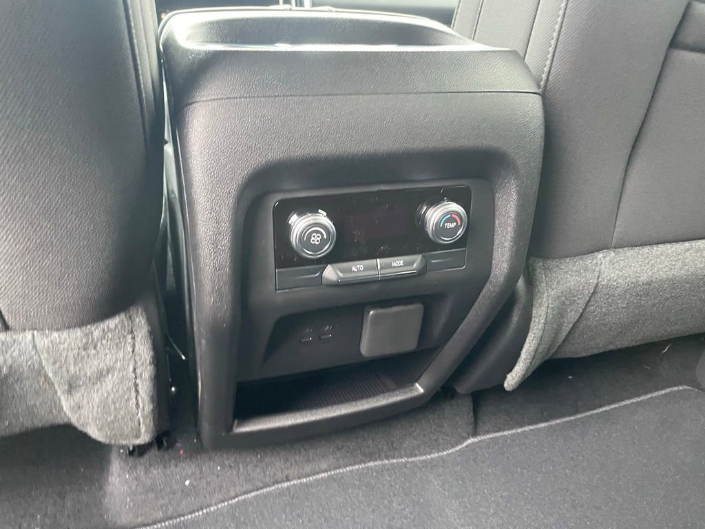 New 2026 GMC Acadia Elevation image 23