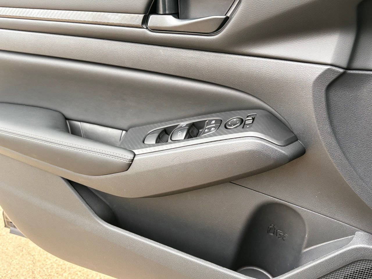 New 2026 Nissan Altima 2.5 SV FWD image 16