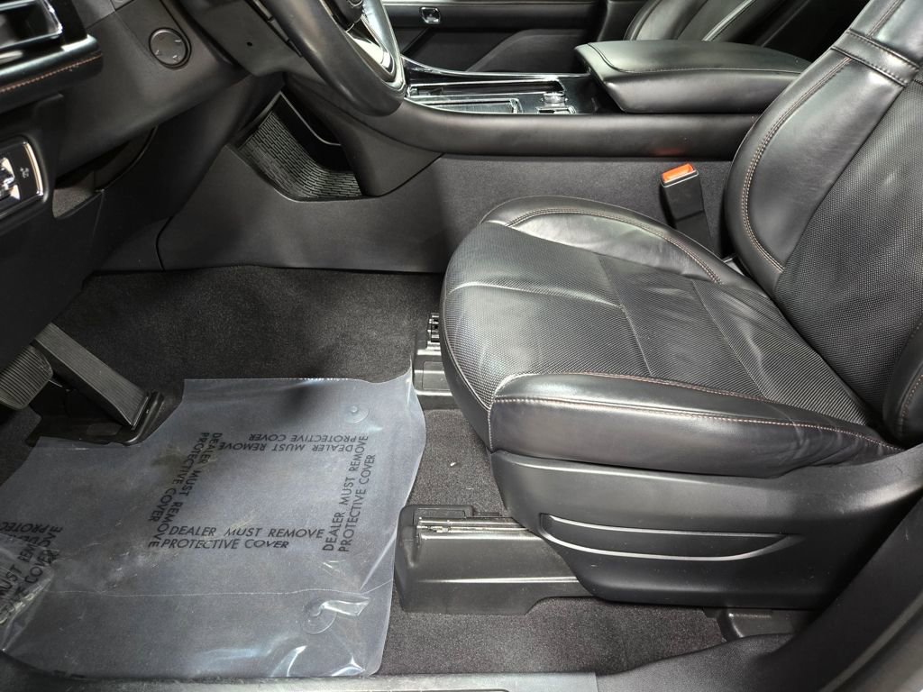 Used 2022 Lincoln Aviator Reserve w/ Equipment Group 201A image 11