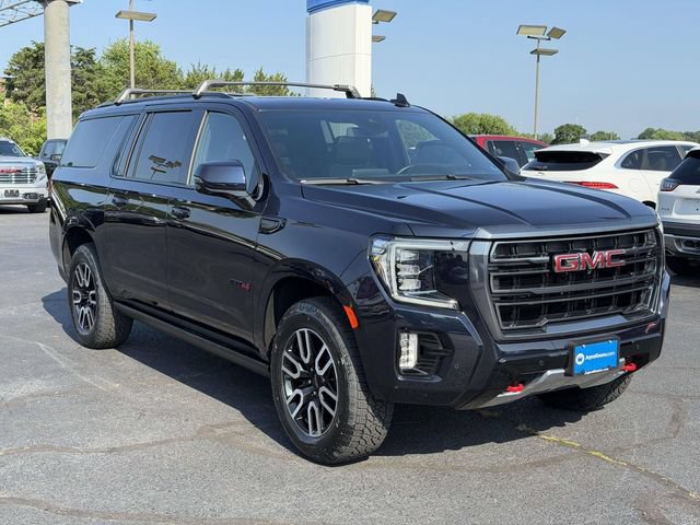 Used 2023 GMC Yukon XL AT4 w/ Technology Package AWD/4WD image 1