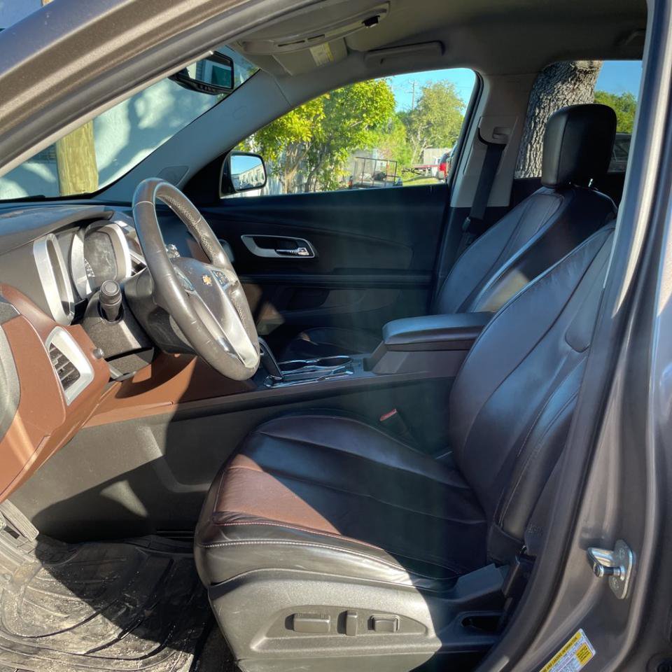 Used 2011 Chevrolet Equinox LT w/ Chrome Appearance Package image 16