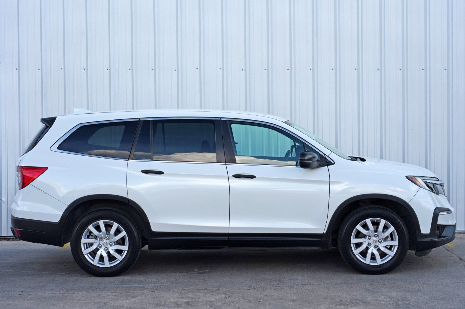 Used 2020 Honda Pilot LX image 48