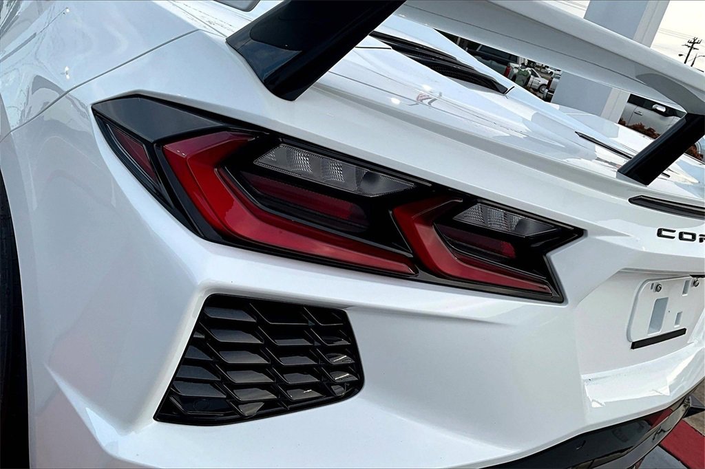 Used 2025 Chevrolet Corvette Stingray Preferred Conv w/ 2LT image 20