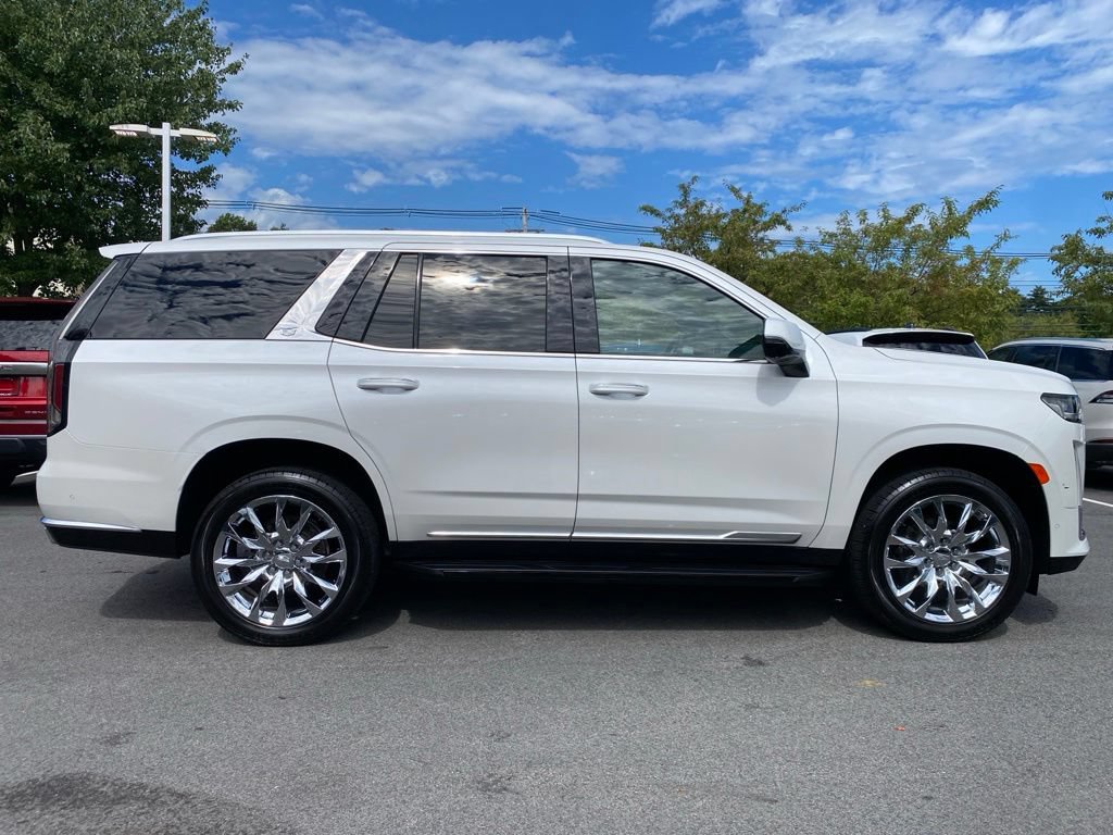 Used 2021 Cadillac Escalade Premium Luxury AWD/4WD image 6