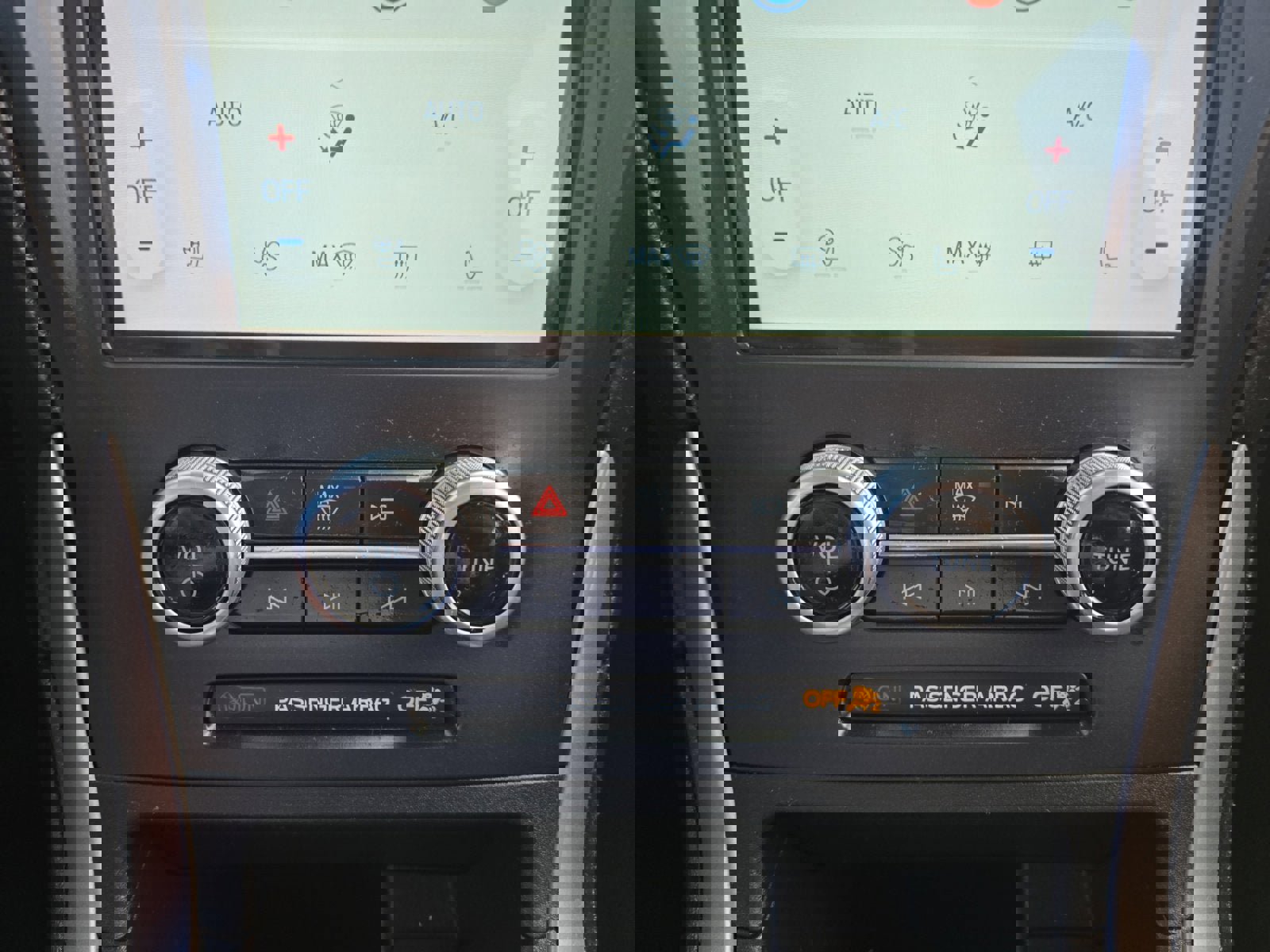 Certified 2022 Ford Edge SEL w/ Convenience Package image 20