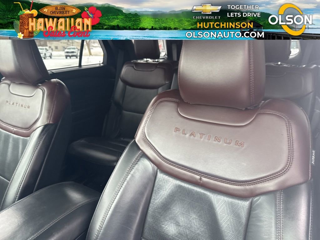 Used 2020 Ford Explorer Platinum w/ Premium Technology Package image 13