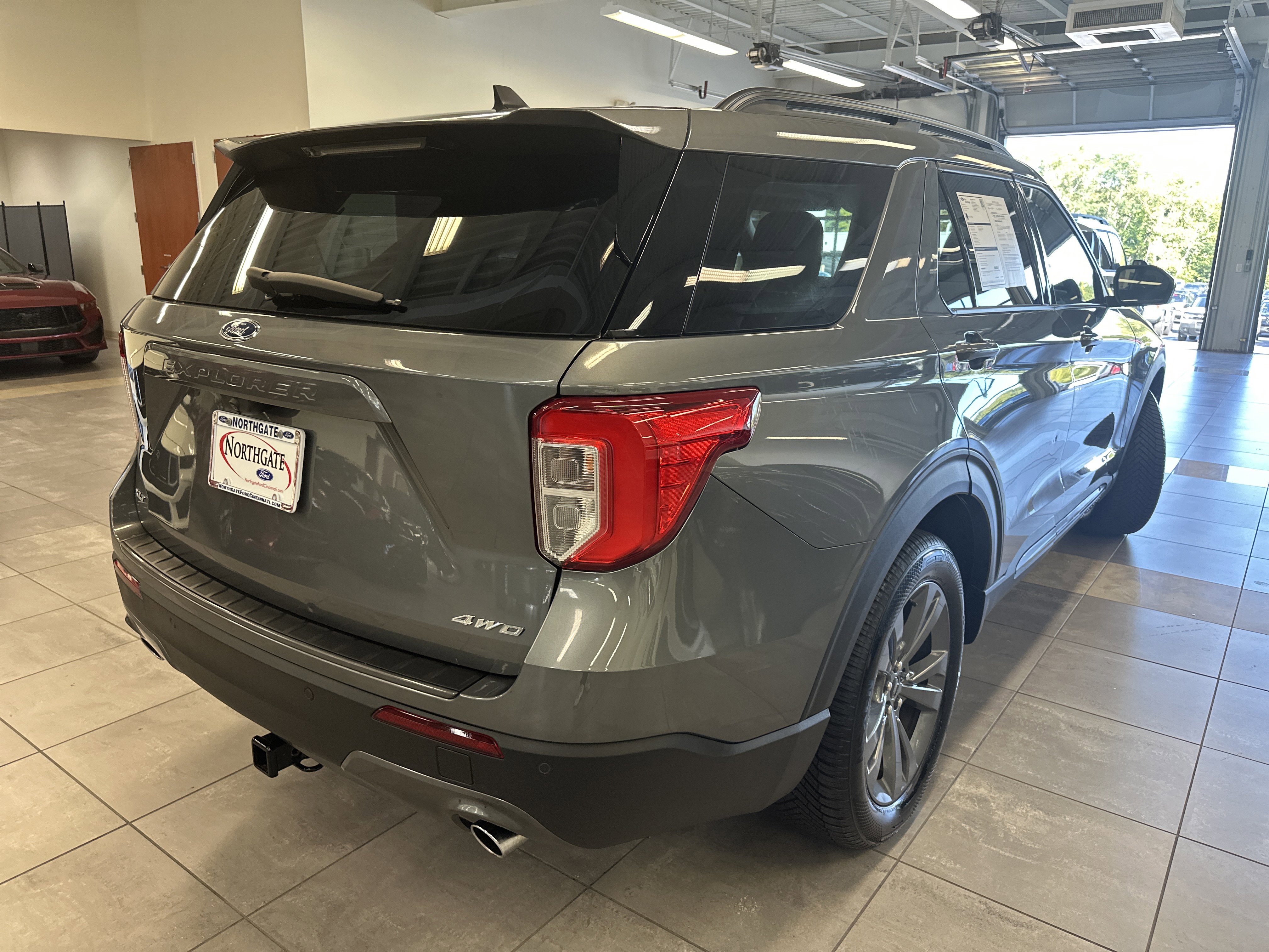 Certified 2022 Ford Explorer XLT w/ Equipment Group 202A image 14