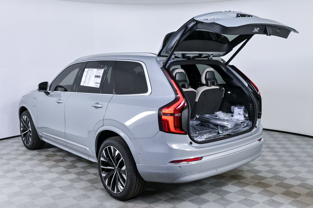 New 2026 Volvo XC90 T8 Plus w/ Protection Package image 35
