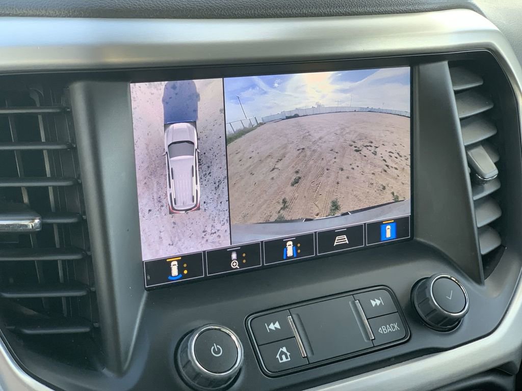 Certified 2023 GMC Acadia SLT w/ Technology Package image 13