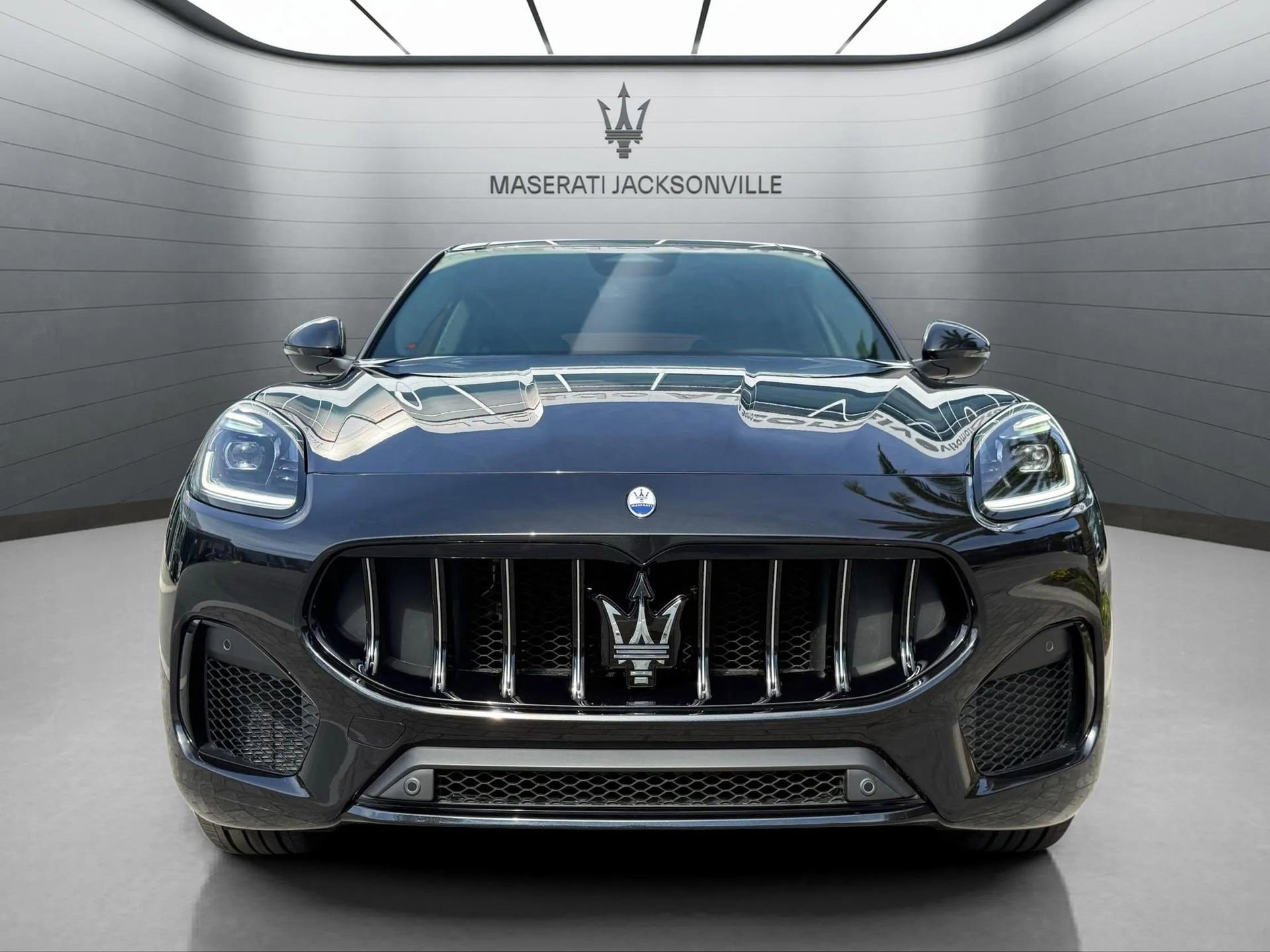 New 2025 Maserati Grecale GT image 8