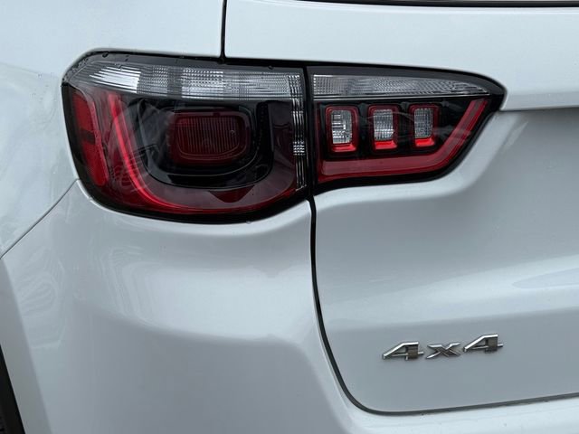 Used 2024 Jeep Compass Limited image 27