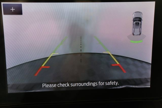 Used 2021 Ford Explorer XLT image 17