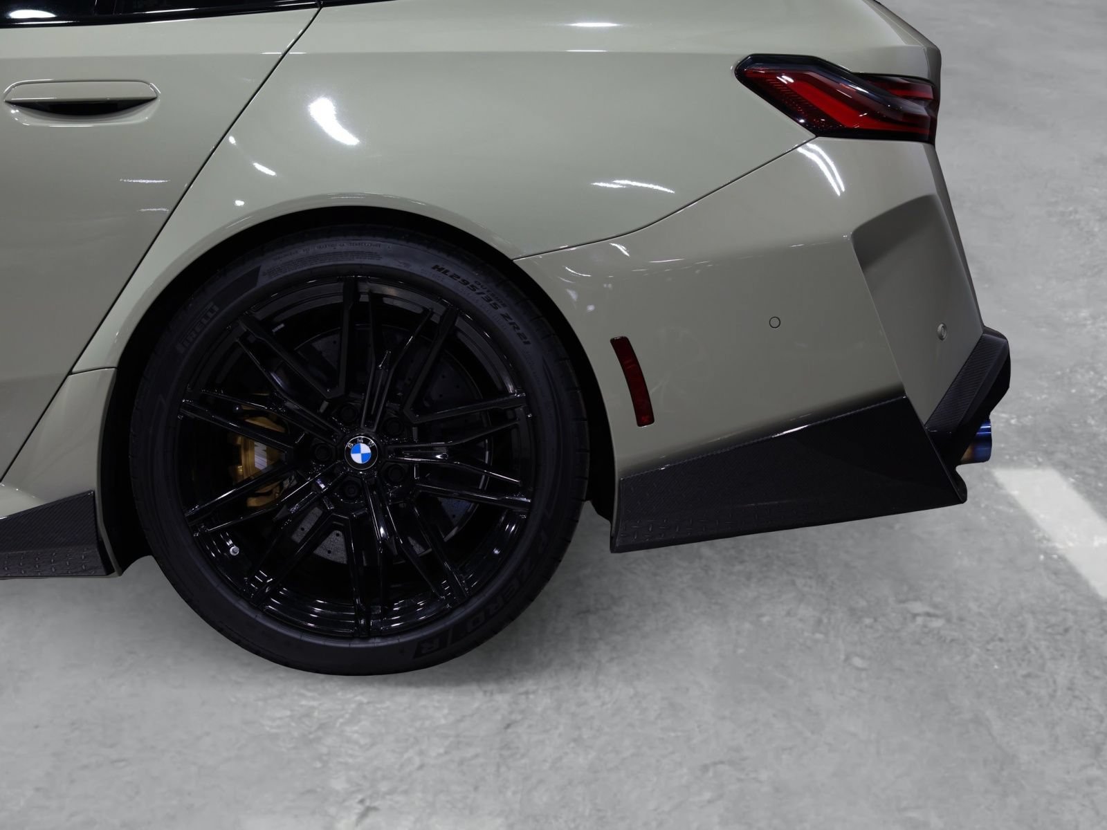 Used 2026 BMW M5 Touring w/ Executive Package AWD/4WD image 17