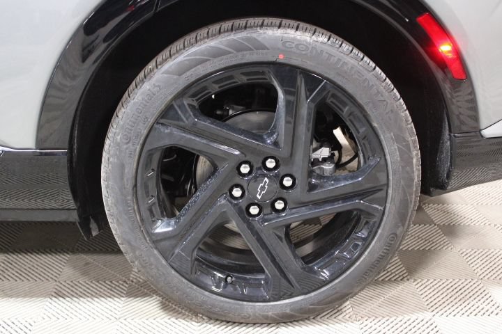 New 2026 Chevrolet Equinox EV RS w/ Convenience Package II FWD image 28