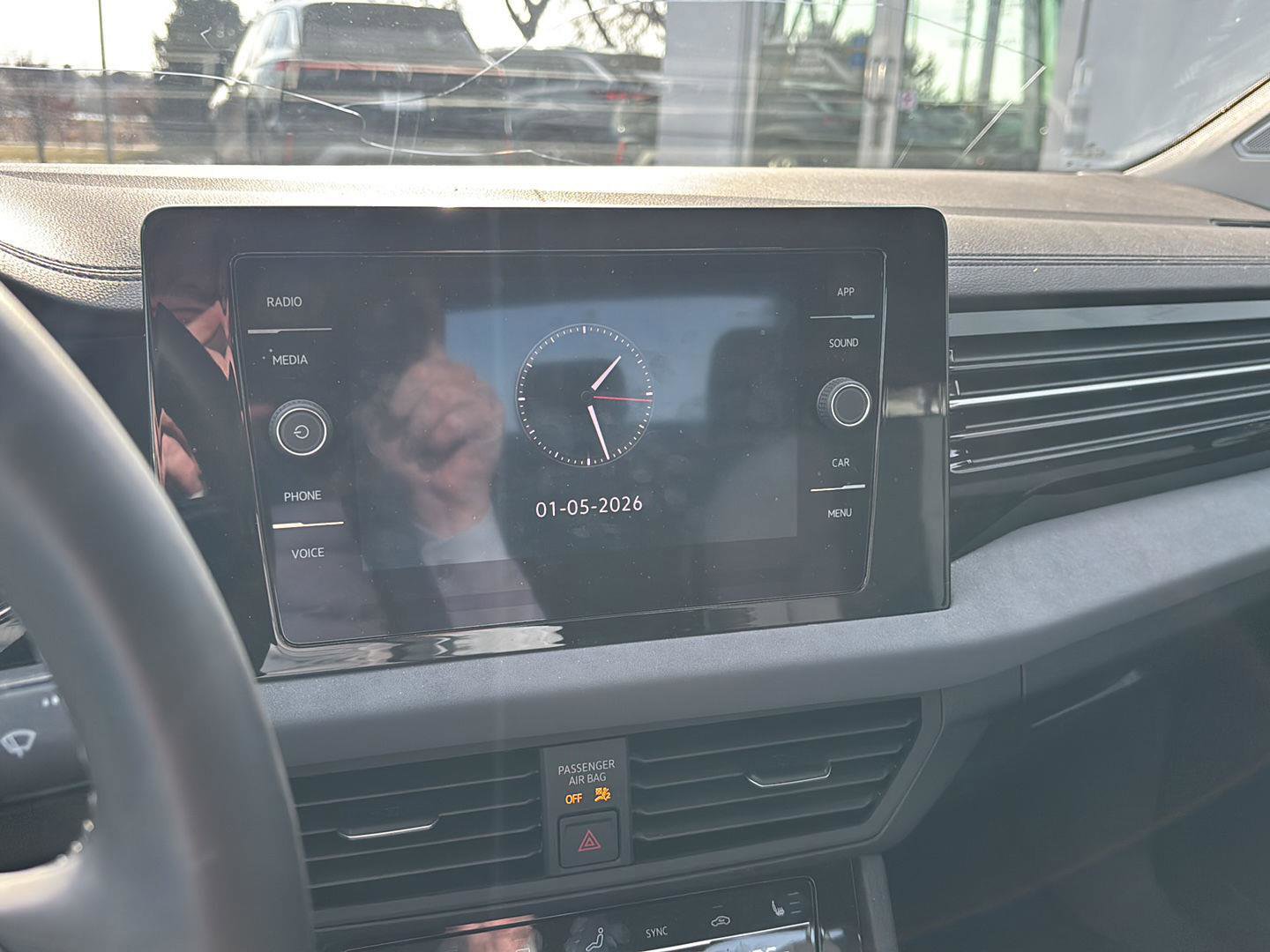 Used 2025 Volkswagen Jetta SE image 16