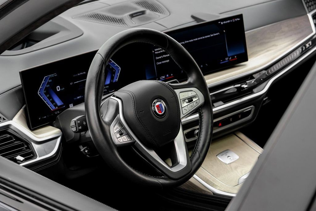 Used 2024 BMW ALPINA XB7 image 5