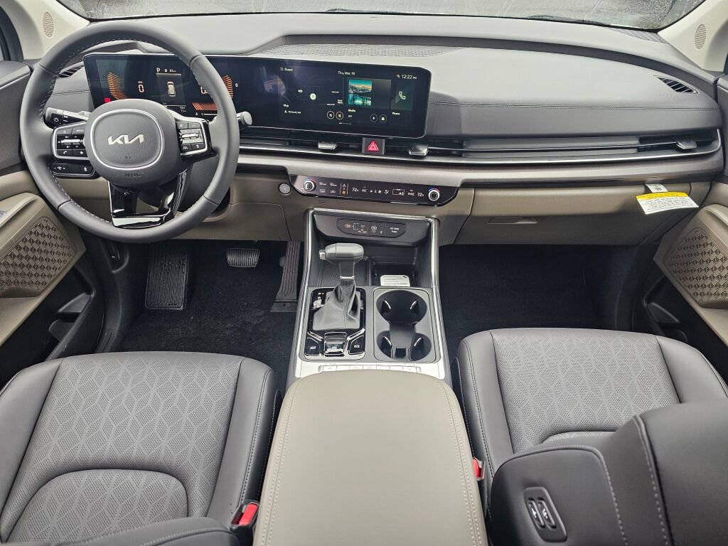 New 2026 Kia Carnival EX image 9