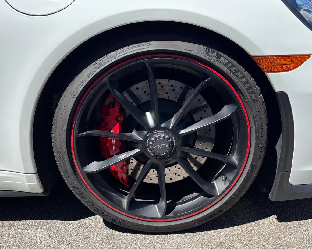 Used 2018 Porsche 911 GT3 RWD image 35
