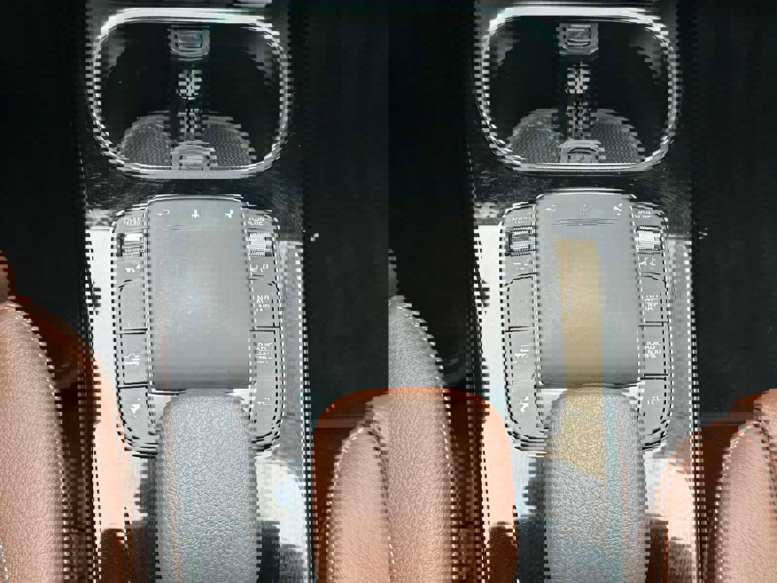 Used 2022 Mercedes-Benz CLA 250 4MATIC image 31