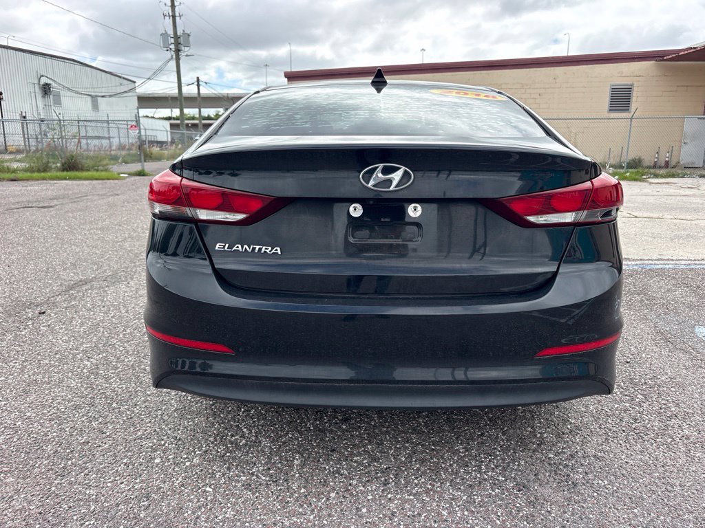 Used 2018 Hyundai Elantra SEL FWD image 4