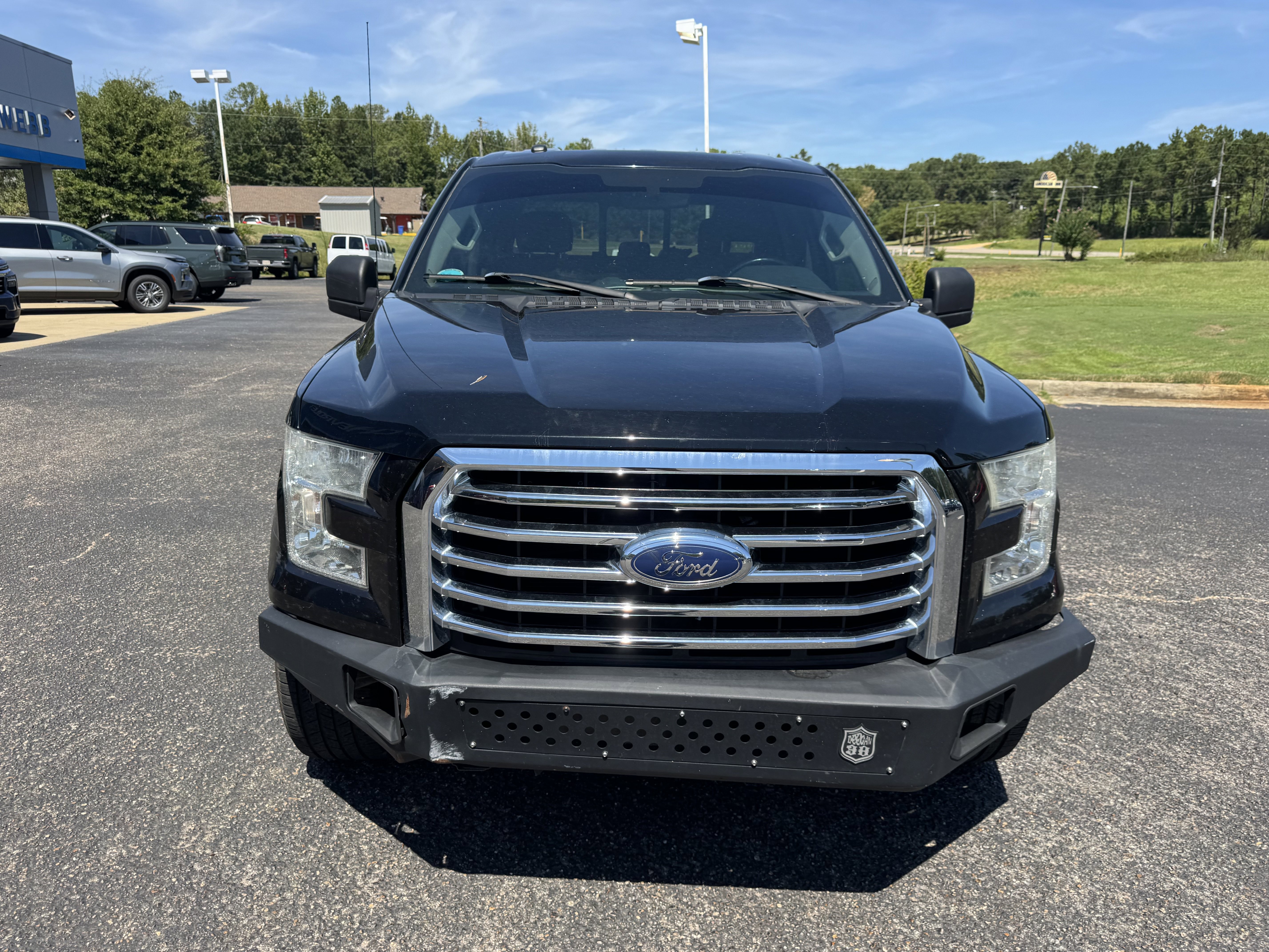 Used 2017 Ford F150 XLT w/ Equipment Group 302A Luxury image 7