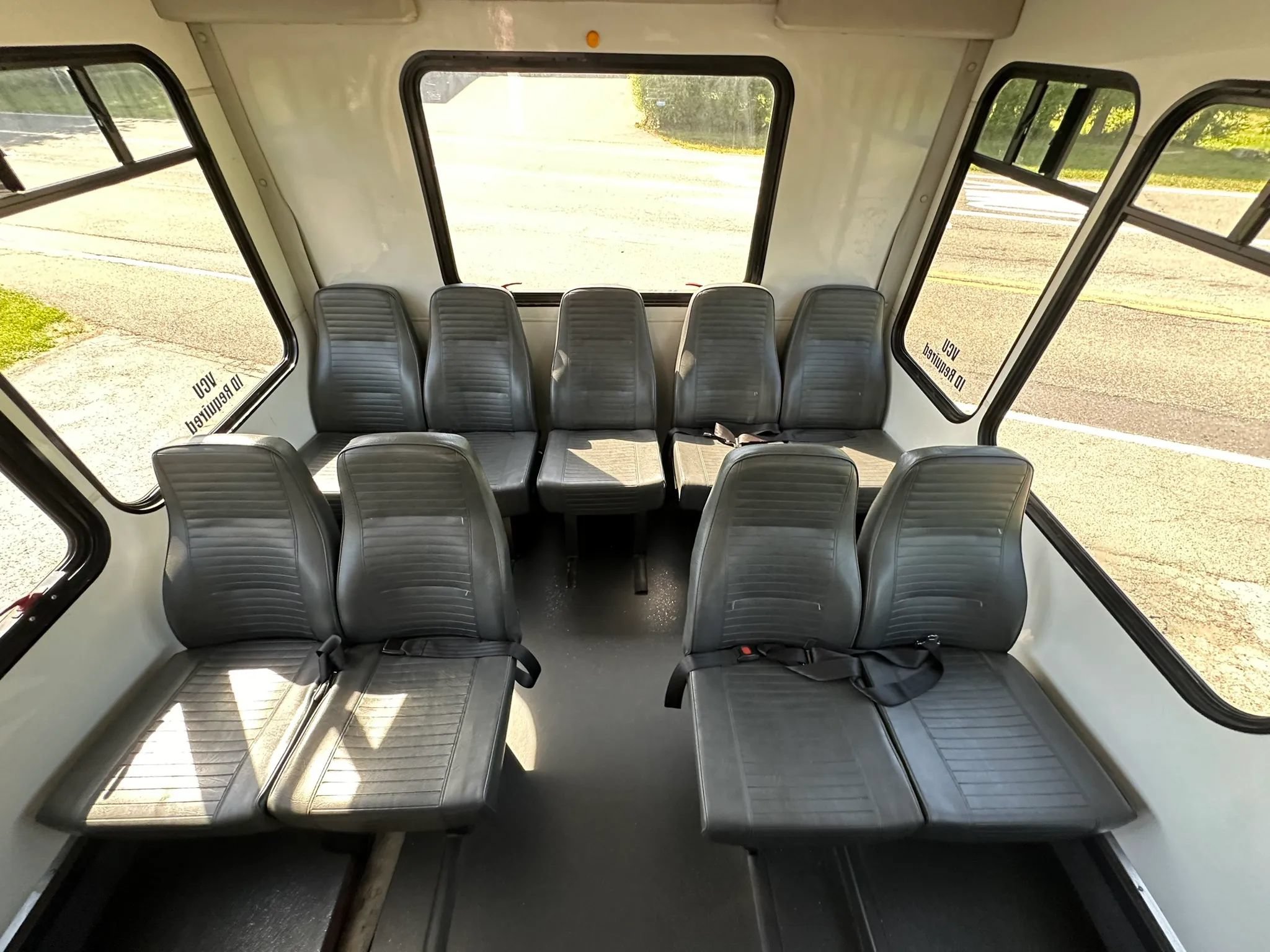 Used 2013 Ford E-450 and Econoline 450 Super Duty w/ Shuttle Bus Prep Pkg RWD image 23