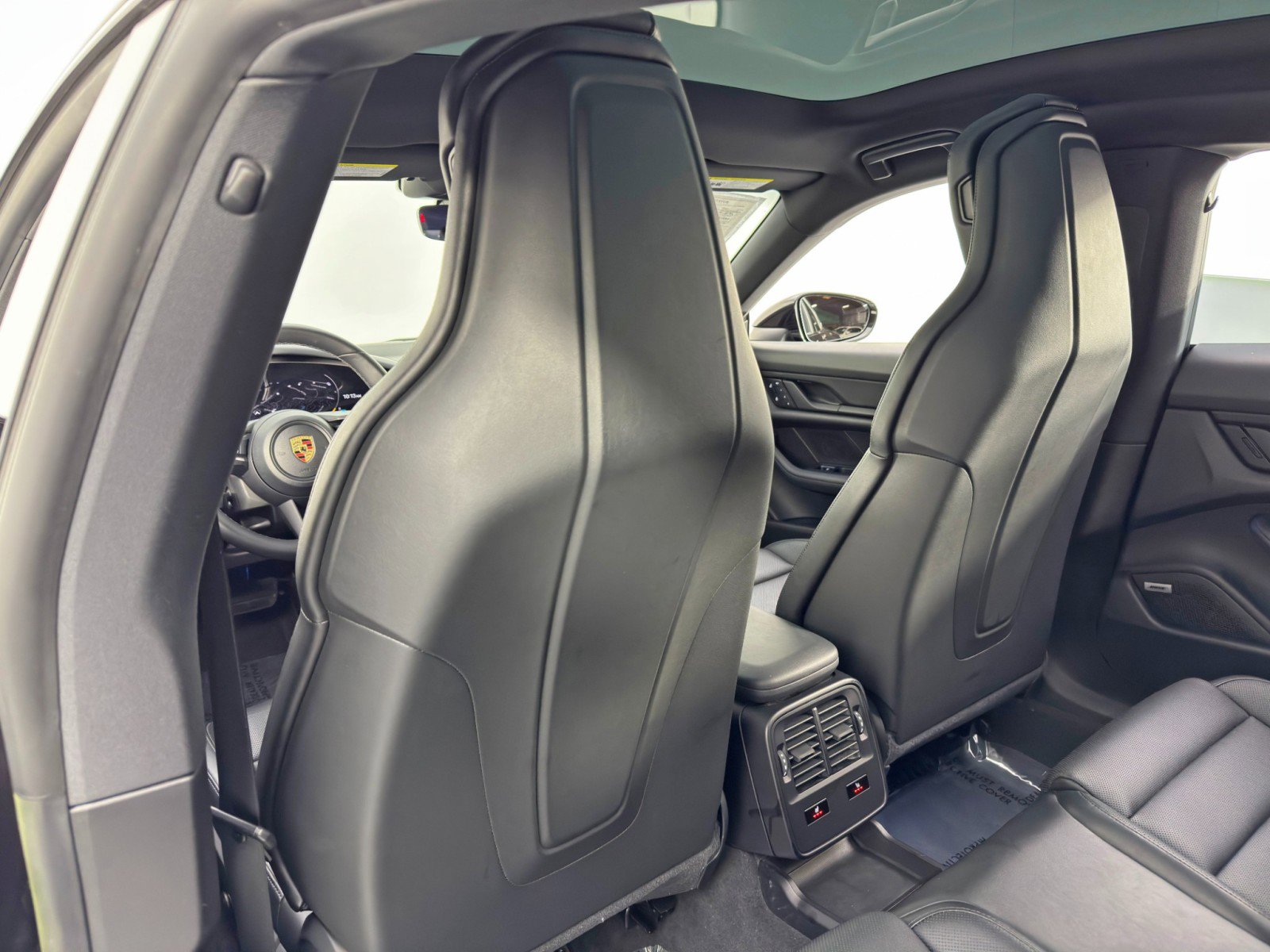 Used 2023 Porsche Taycan 4S w/ Premium Package image 38