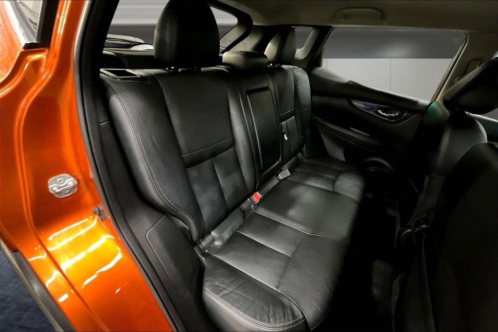 Used 2017 Nissan Rogue Sport SL image 25