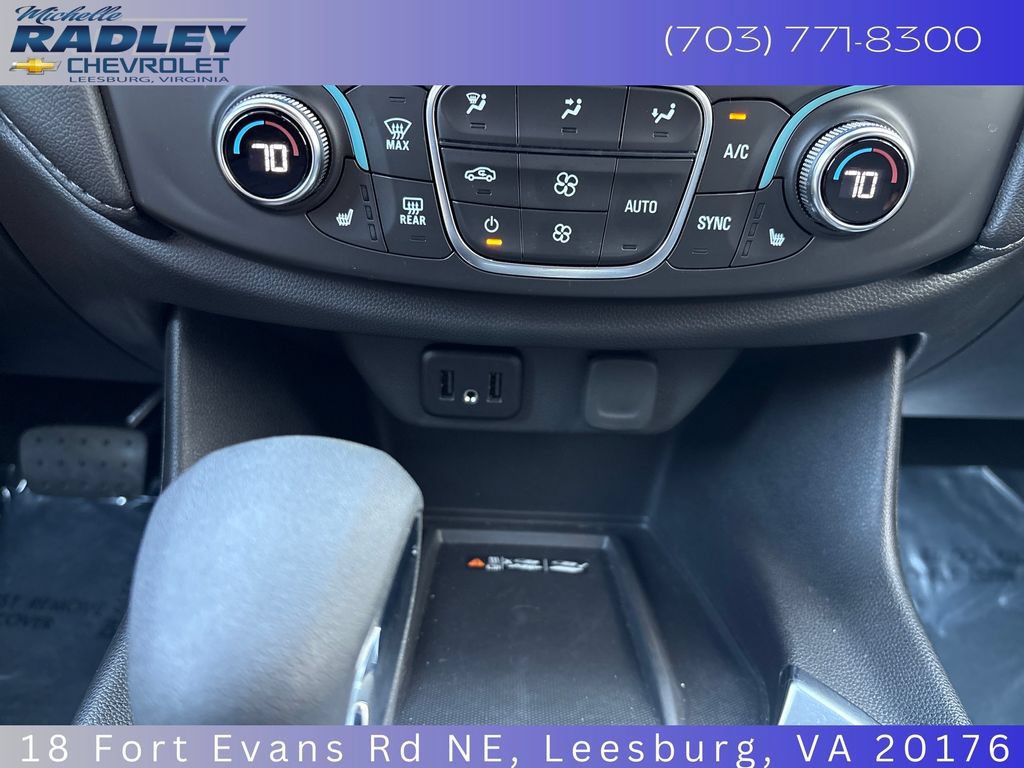Used 2023 Chevrolet Traverse LT AWD/4WD image 19