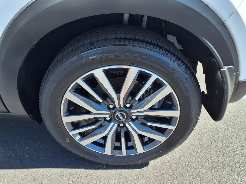Used 2024 Nissan Kicks SV FWD image 14