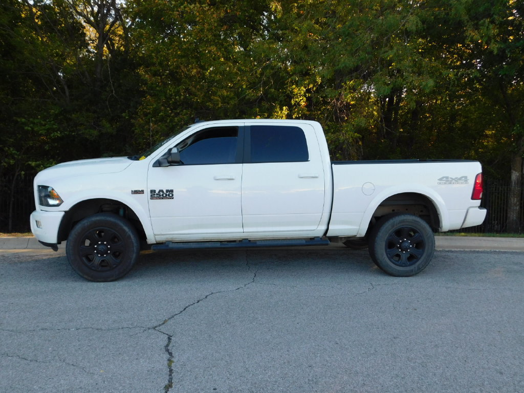 Used 2018 RAM 2500 Big Horn w/ Sport Appearance Group AWD/4WD image 9