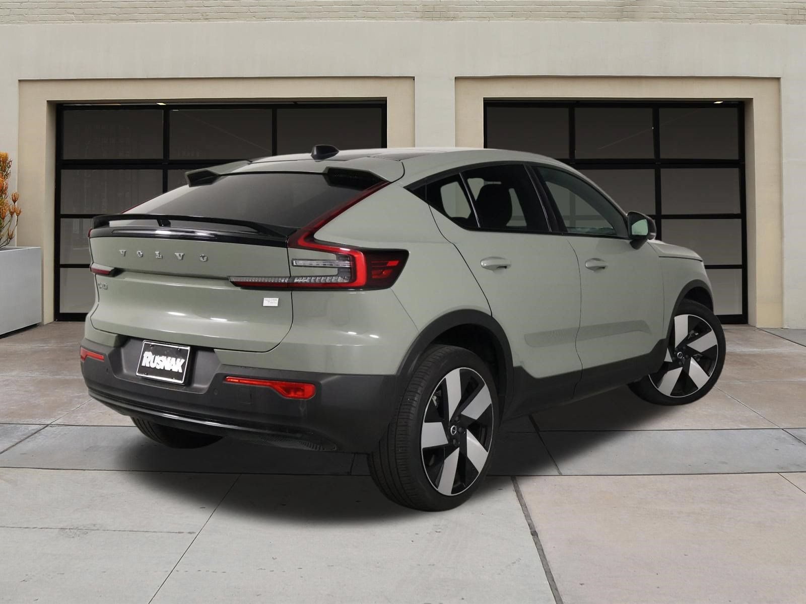 Used 2023 Volvo C40 P8 Recharge Ultimate w/ Protection Package Premier AWD/4WD image 4