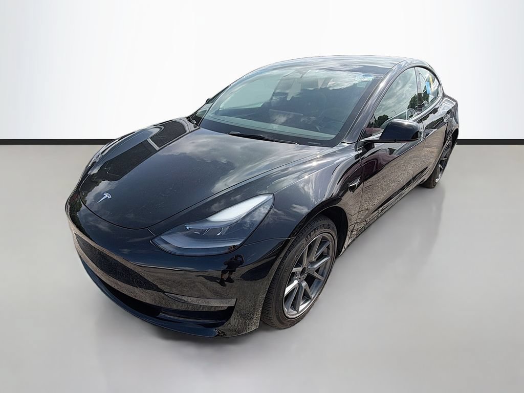 Used 2023 Tesla Model 3 Standard Range RWD image 5
