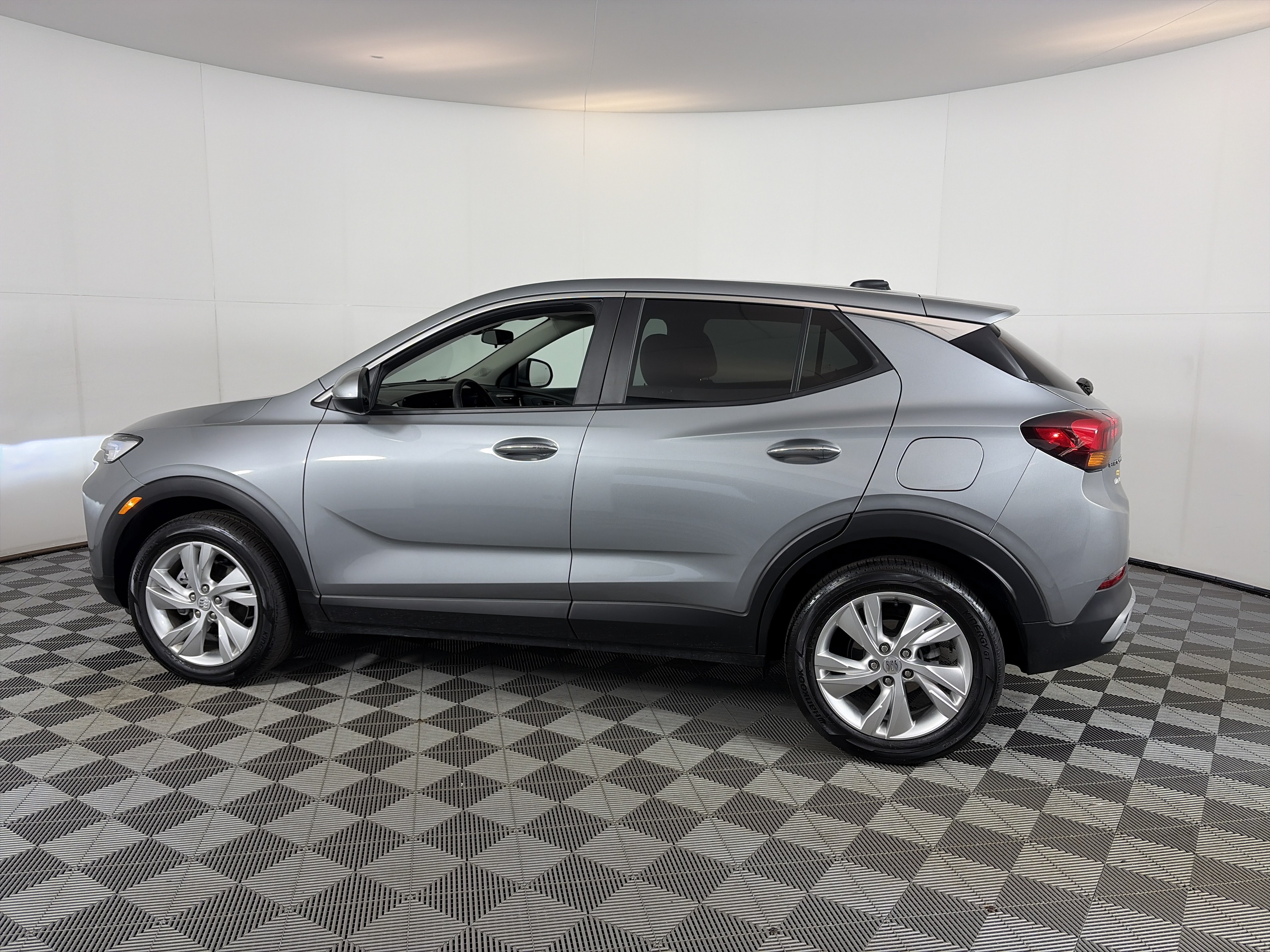 Used 2026 Buick Encore GX Preferred FWD image 8