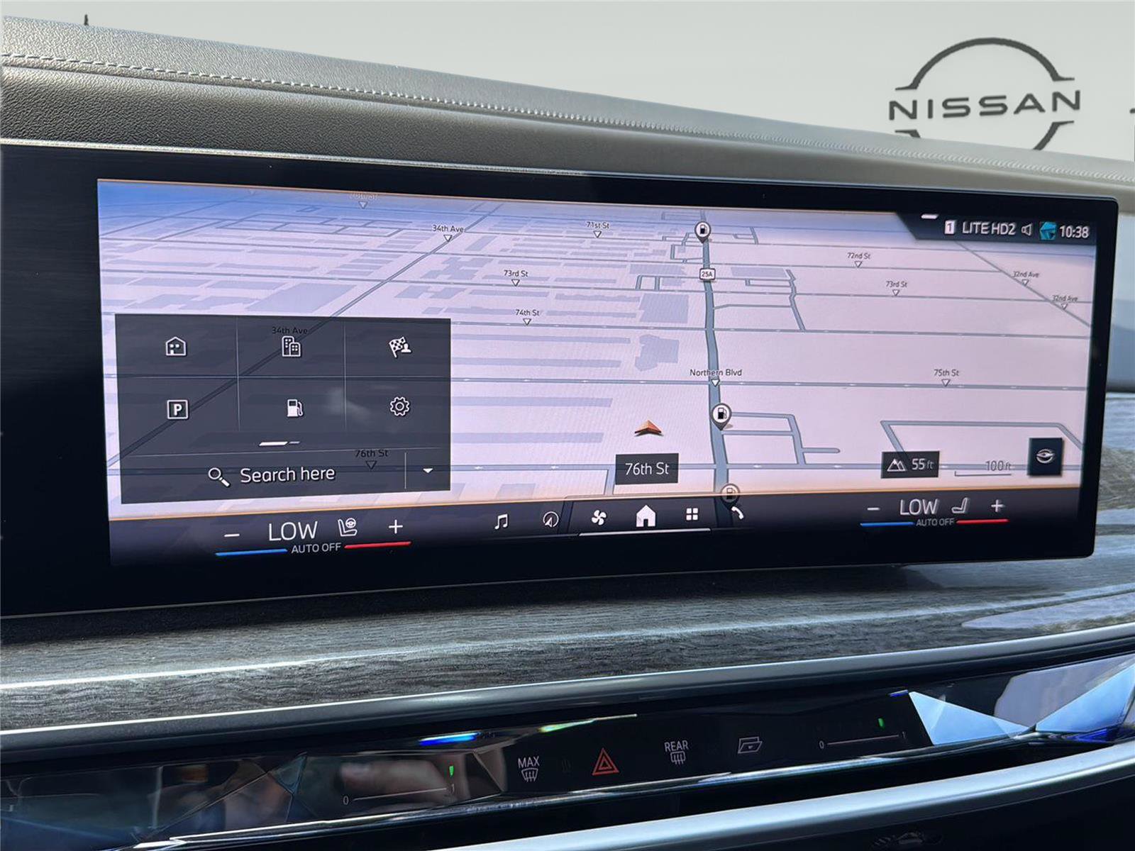 Used 2025 BMW 740i xDrive AWD/4WD image 23