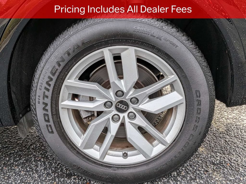 Used 2023 Audi Q5 2.0T Premium w/ Convenience Package AWD/4WD image 11