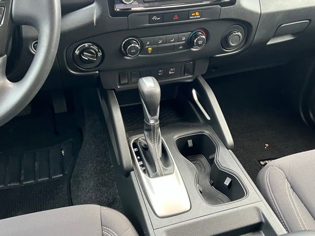 Used 2023 Nissan Frontier SV image 16