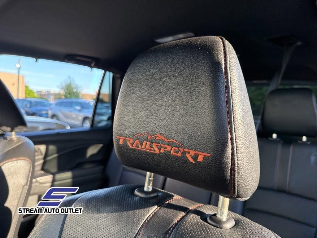 Used 2022 Honda Pilot TrailSport image 29