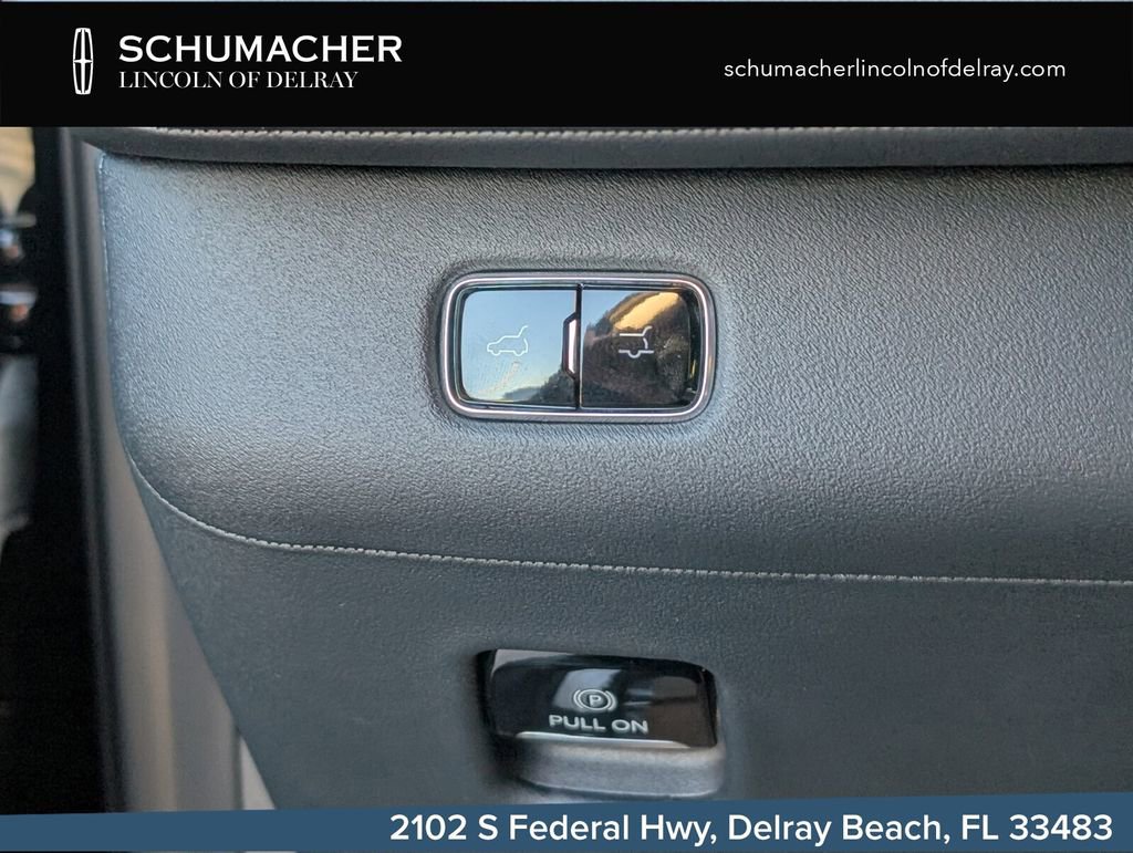 New 2026 Lincoln Navigator L Premier AWD/4WD image 23