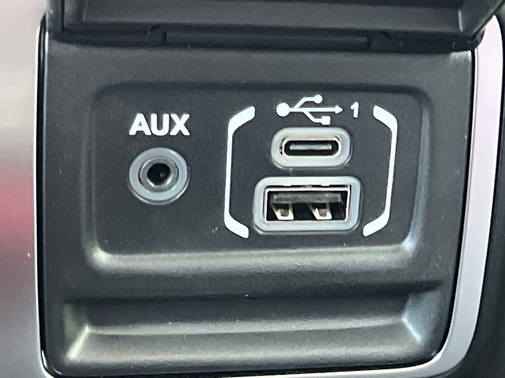 New 2025 Jeep Gladiator Rubicon w/ Convenience Group image 16