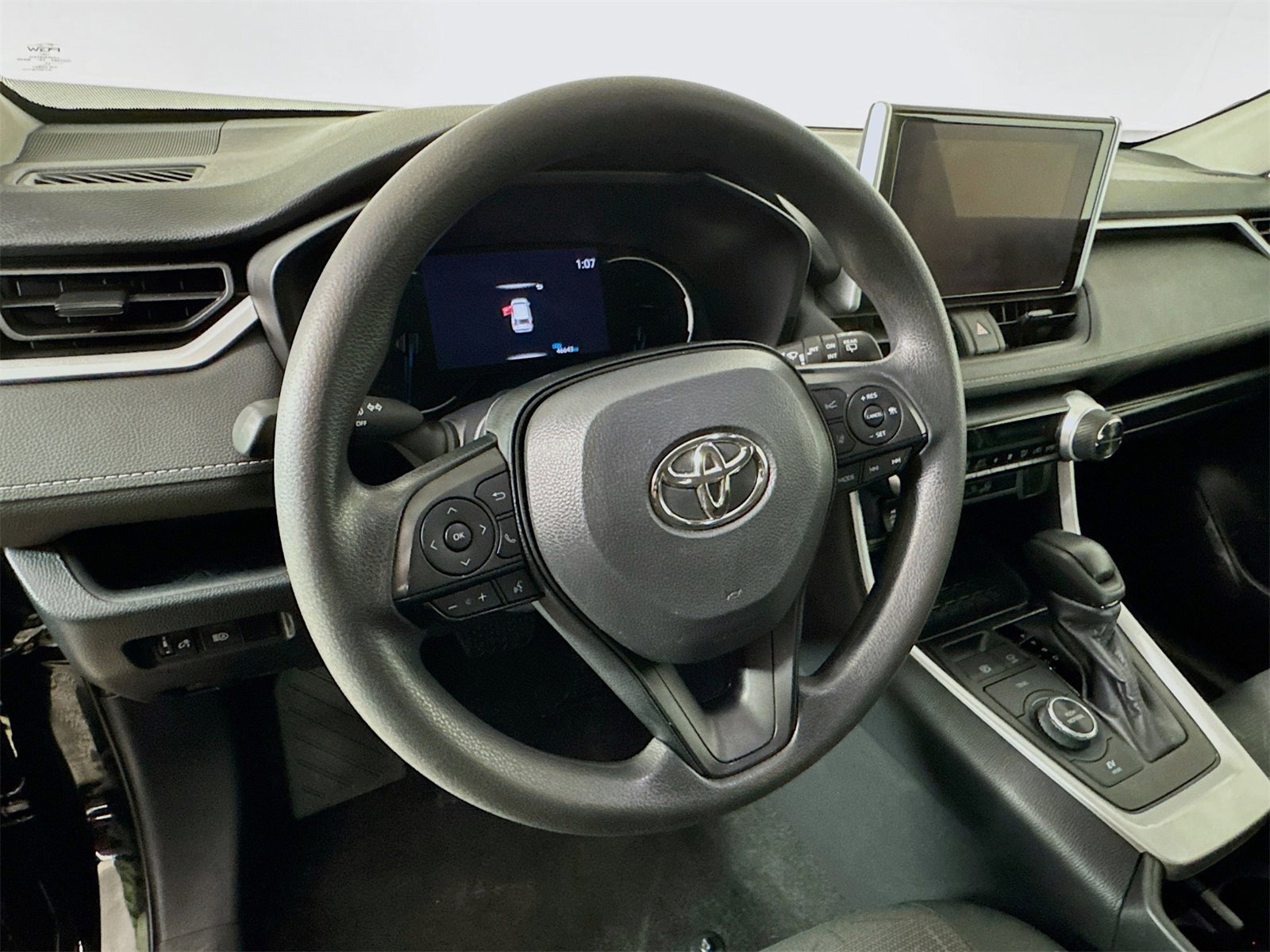 Used 2024 Toyota RAV4 AWD Hybrid image 9