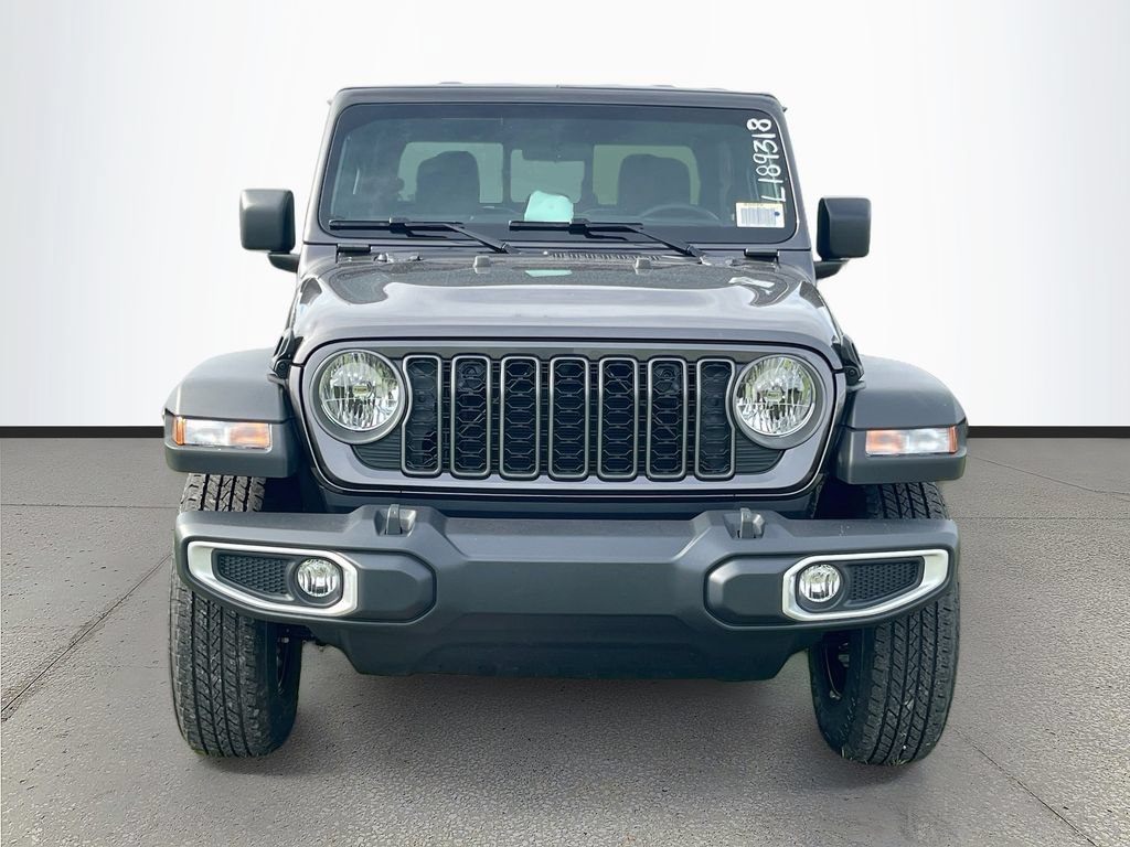 New 2026 Jeep Gladiator Sport AWD/4WD image 2