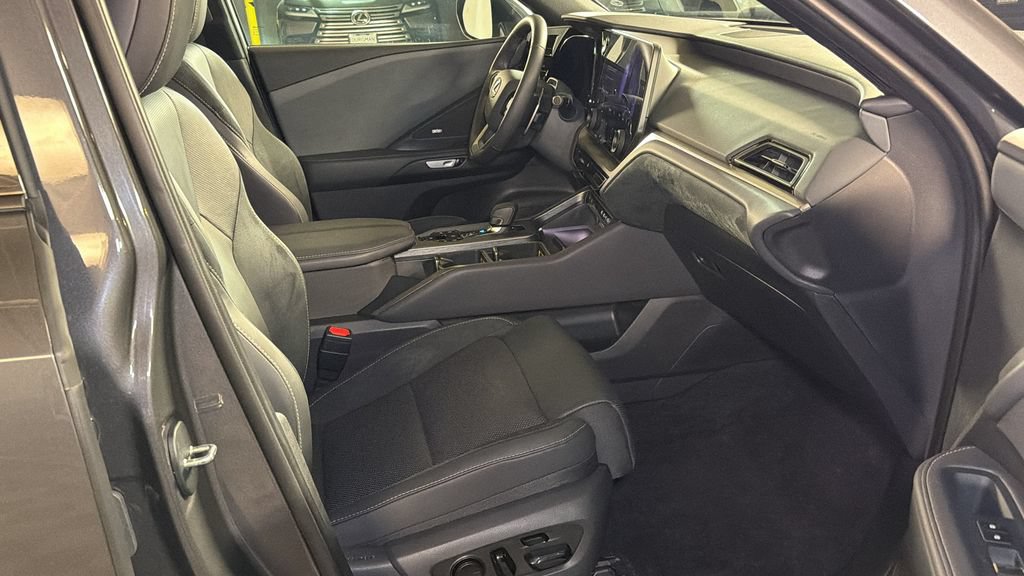 Certified 2026 Lexus TX 350 AWD w/ Technology Package image 9