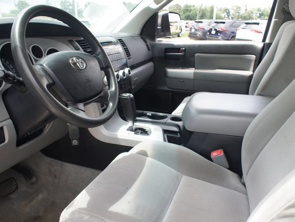 Used 2008 Toyota Sequoia SR5 AWD/4WD image 8