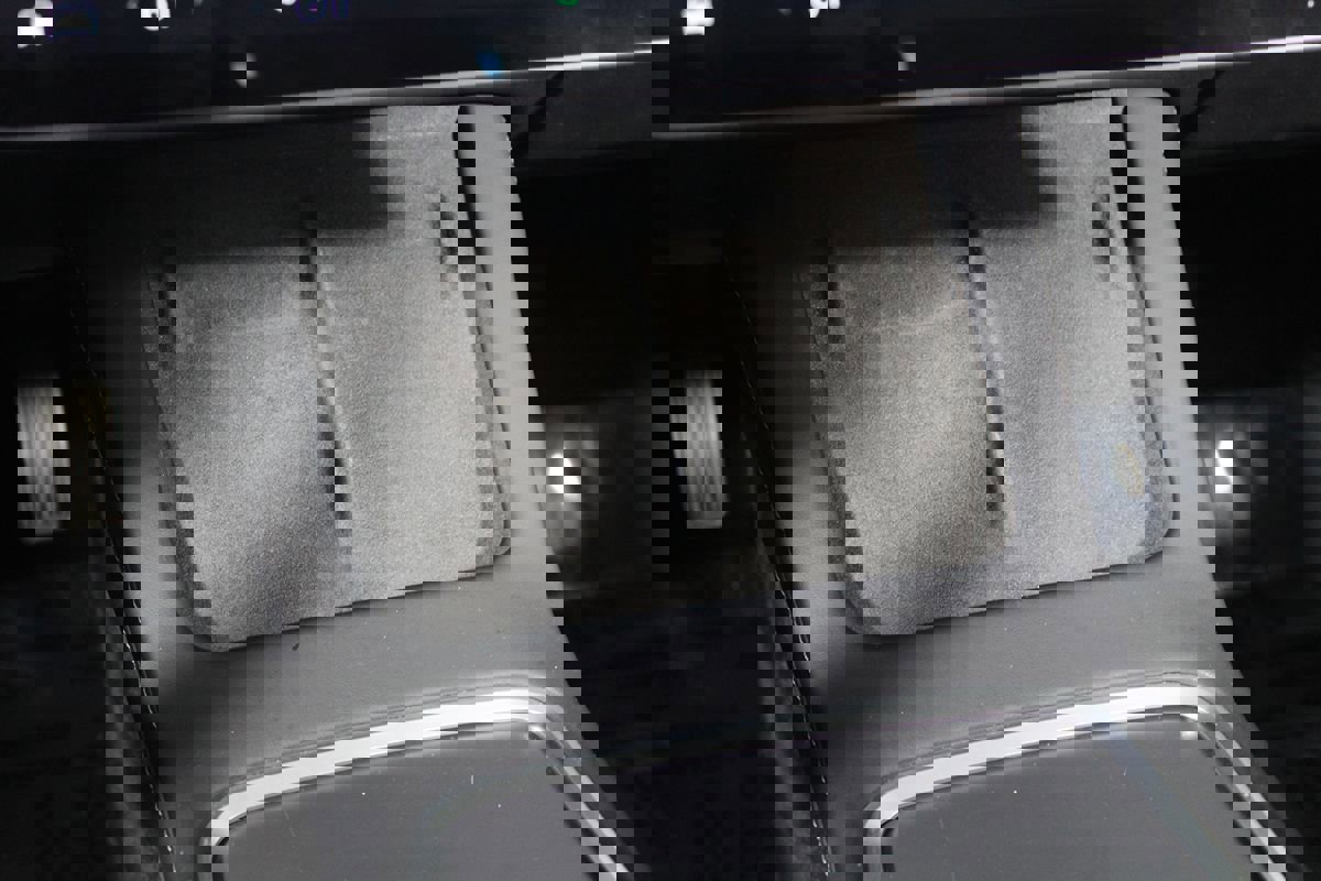 Used 2021 Tesla Model 3 Standard Range Plus image 13