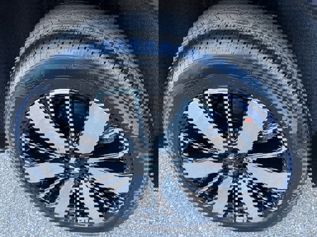 New 2025 Mitsubishi Outlander SE image 12